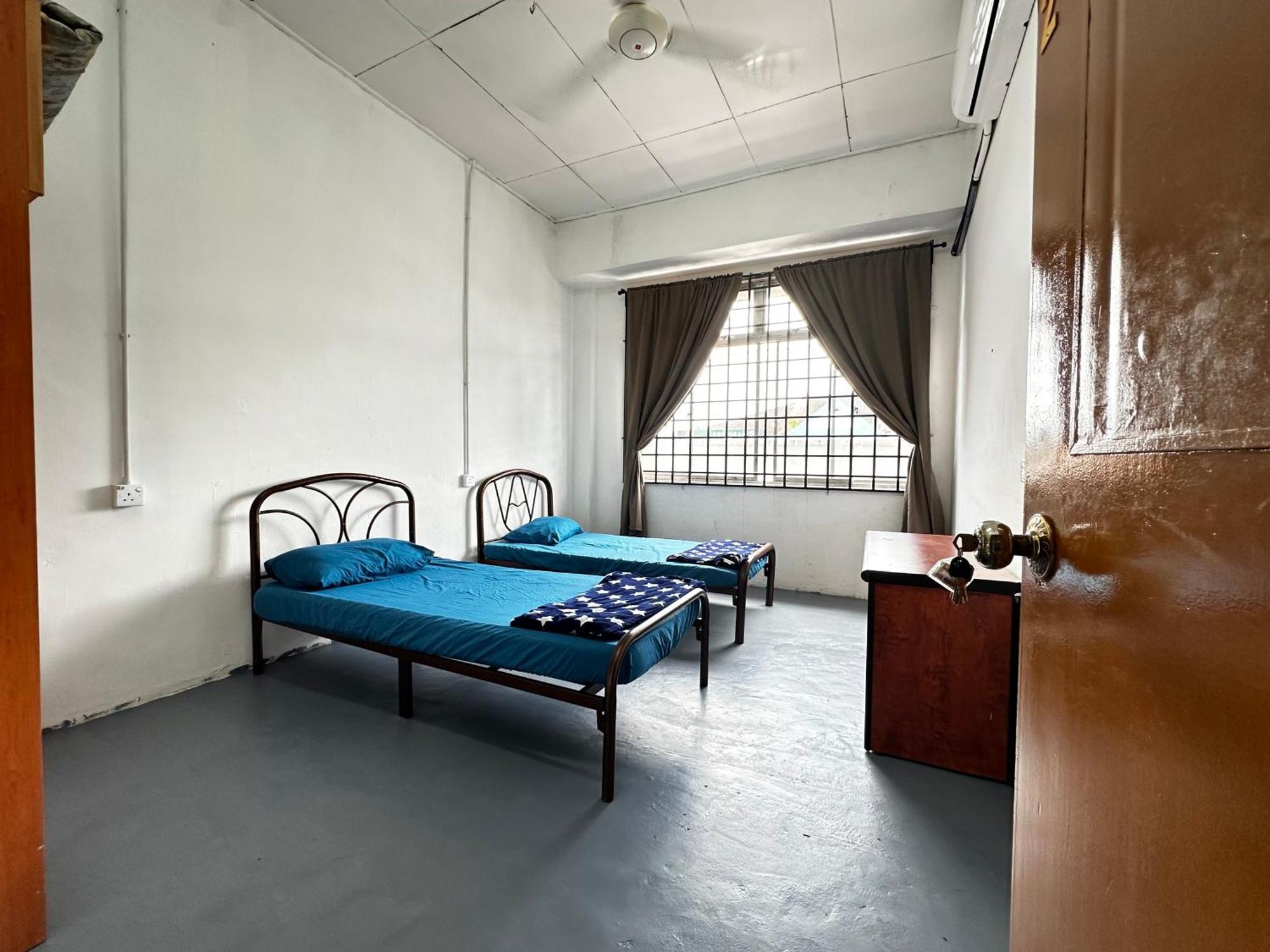 Jiaxin Dormitory - Puteri Wangsa 家馨旅舍 Ulu Tiram Exterior foto