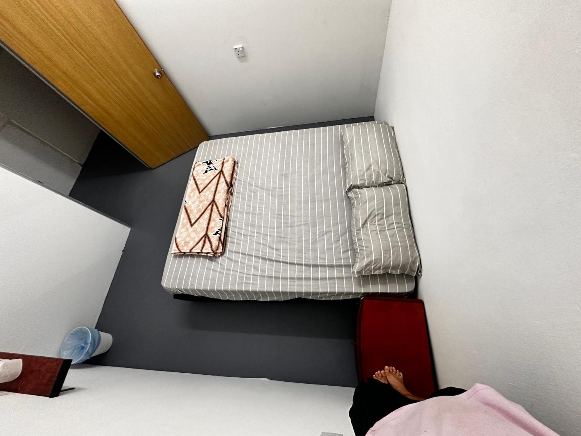 Jiaxin Dormitory - Puteri Wangsa 家馨旅舍 Ulu Tiram Exterior foto